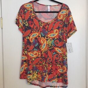 L LuLaRoe Classic T Shirt DD21 1450